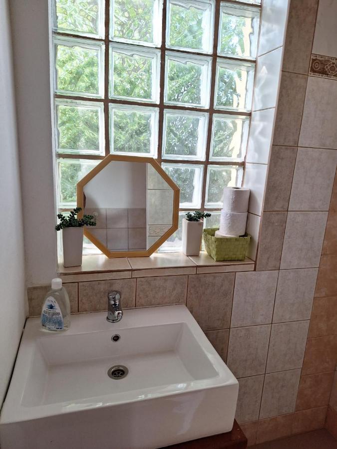 Banka Sunset House Piestany Bungalow מראה חיצוני תמונה